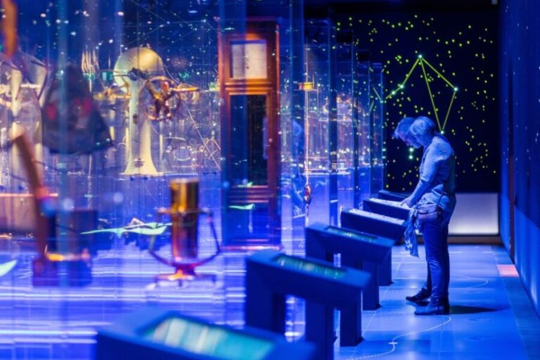 Amsterdam Canal Cruise and Maritime Museum Combined Ticket - Visiting the Maritime Museum: Dive Into Dutch Naval History