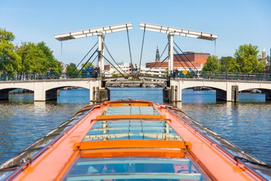 Amsterdam: City Centre Canal Cruise including Audioguide - The Itinerary and Sights