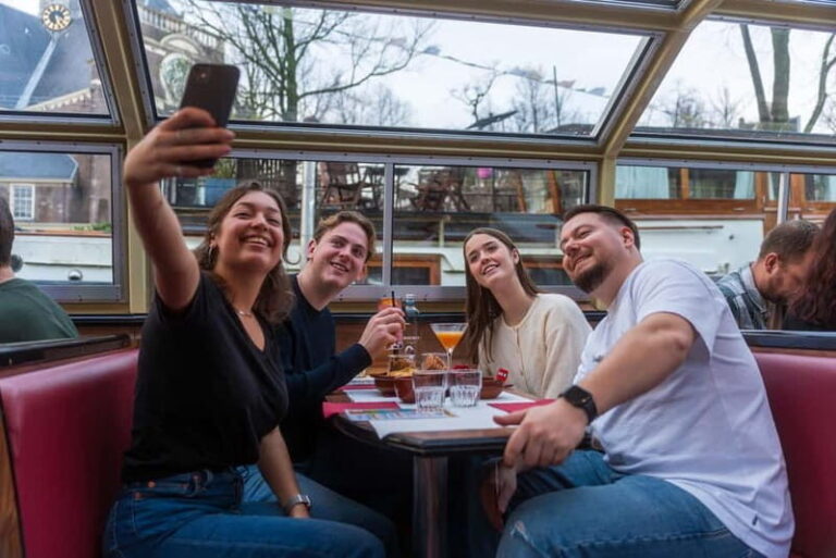 Amsterdam: Evening Cocktail Cruise Along The Canals - The Itinerary in Detail