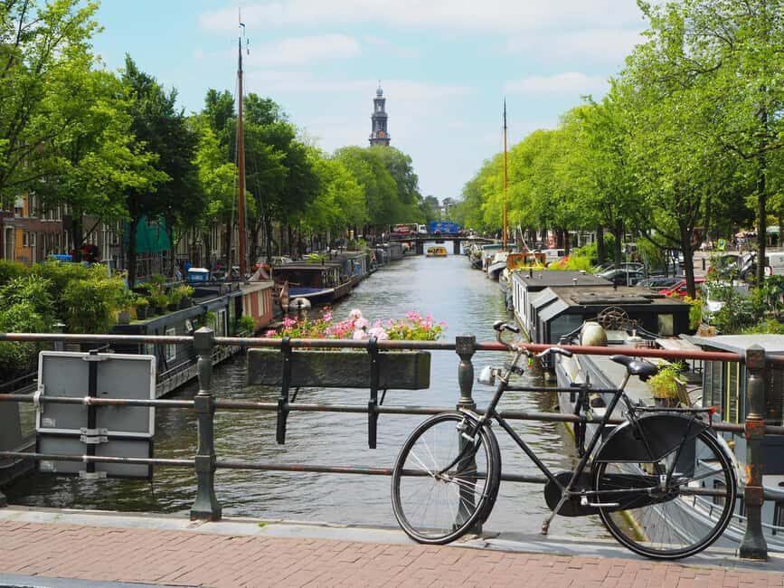 Amsterdam: Explore Amsterdam by bike with Sebastien, your English-speaking guide - The Ride Itself – Pros and Cons