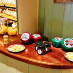 Amsterdam: Giethoorn & Zaanse Schans Small Group Day Trip - What Makes This Tour Stand Out?