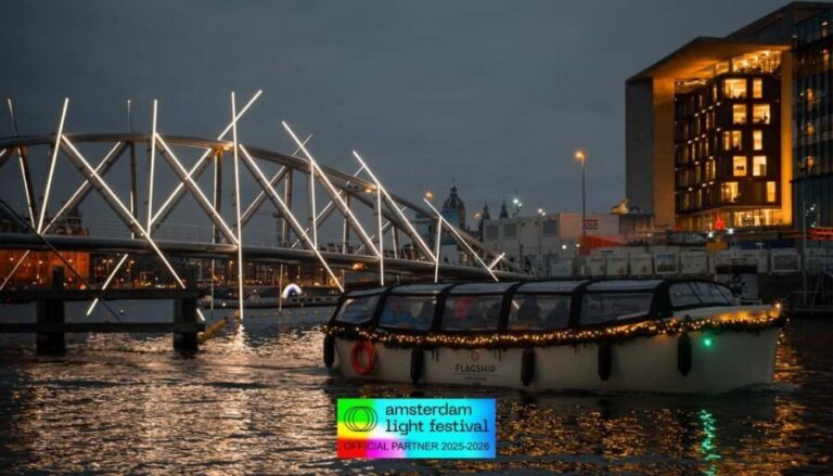 Amsterdam: Light Festival Private Boat Cruise with Drinks - Frequently Asked Questions