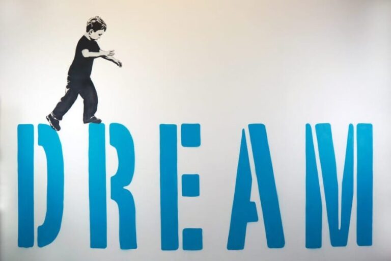 Amsterdam: Moco Museum Entry Ticket and Canal Cruise - Who Is This Tour Best For?