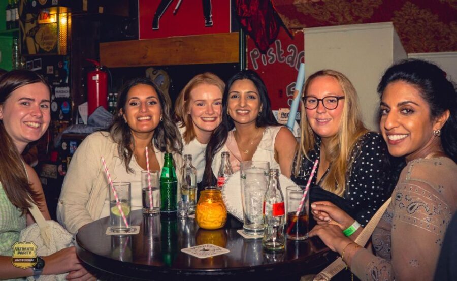 Amsterdam: New Year's Eve Pub Crawl with Optional Club Entry - The Itinerary: Breaking Down the Night