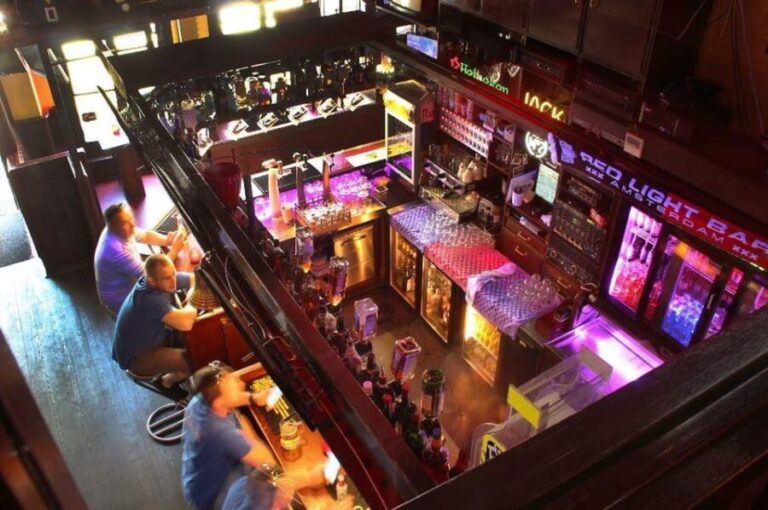 Amsterdam: Nightlife Experience With One Ticket - Who Is This Experience Best For?