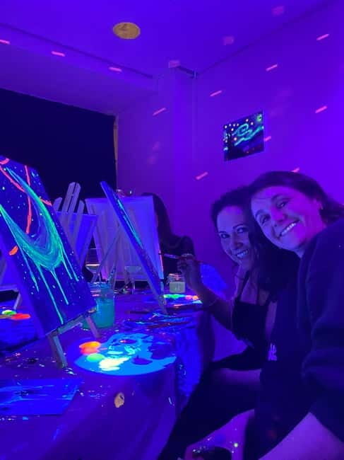 Amsterdam: Paint and Sip in the Dark at Rembrandt van Wine - Value for Money and Practicalities