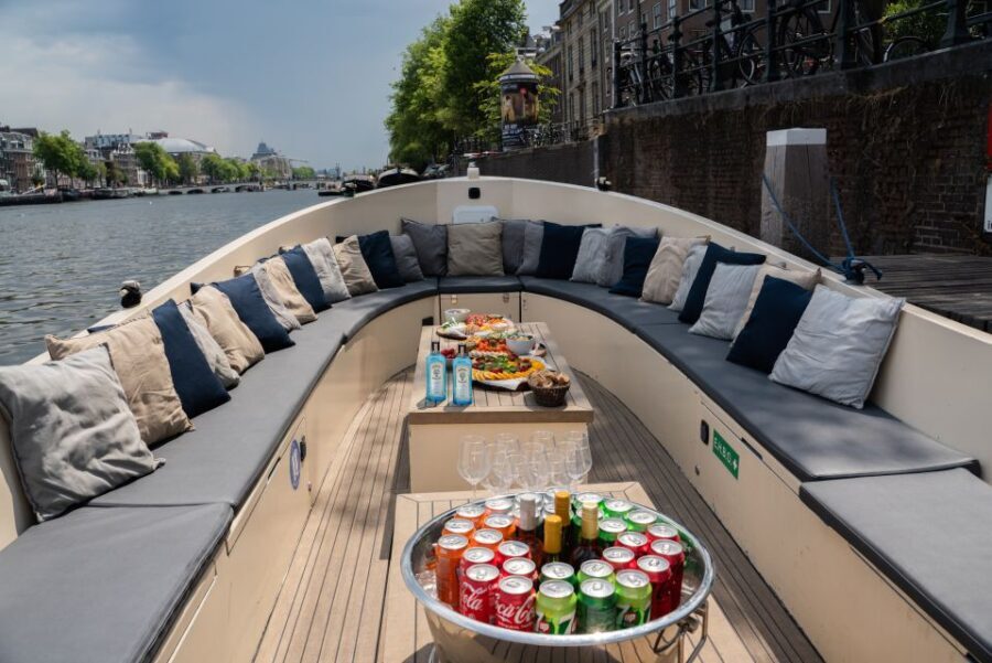 Amsterdam: Private Canal Booze Cruise with Unlimited Drinks - Who Would Love This?