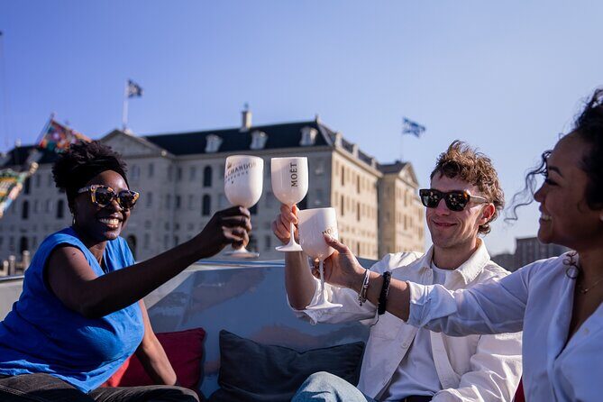 Amsterdam: Private Canal Cruise with Drinks and Snacks - Who Is This Best For?