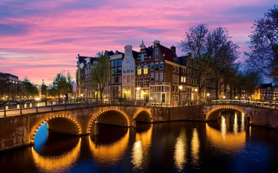 Amsterdam: Private City Tour with Hotel Pickup & Drop-Off - What to Expect