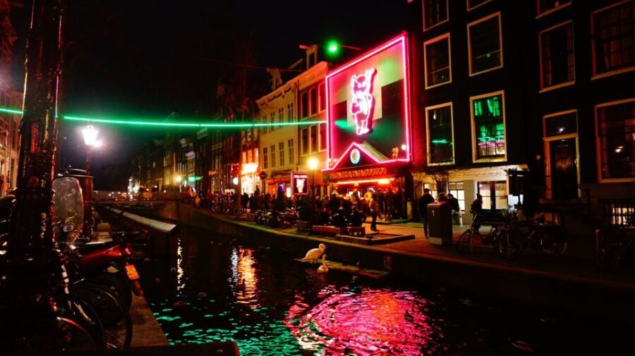 Amsterdam: Red Light District Exclusive Night Tour - Price and Value