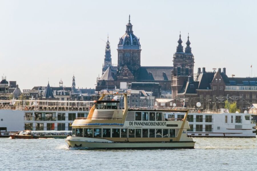 Amsterdam: River Cruise With All-You-Can-Eat Dutch Pancakes - The Route and Sights
