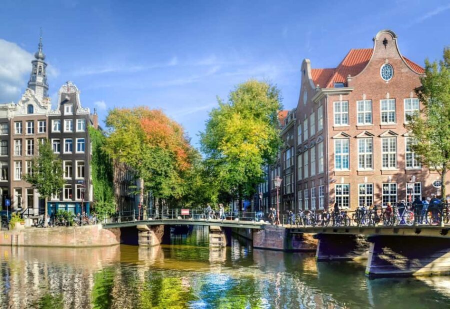 Amsterdam Walking Tour: Stories of the Jewish Quarter - Cultural and Personal Stories