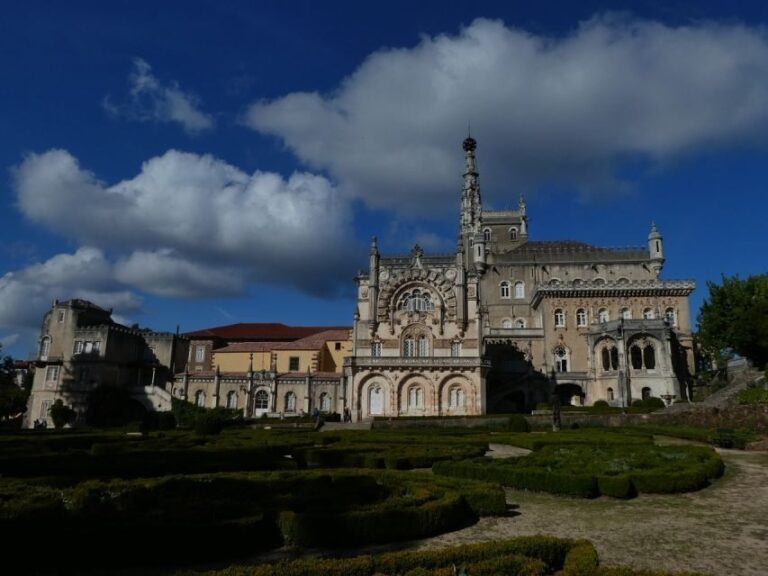 An adventure through the Forest and Palace of Bussaco - Coim - Visiting the Bussaco Palace Hotel