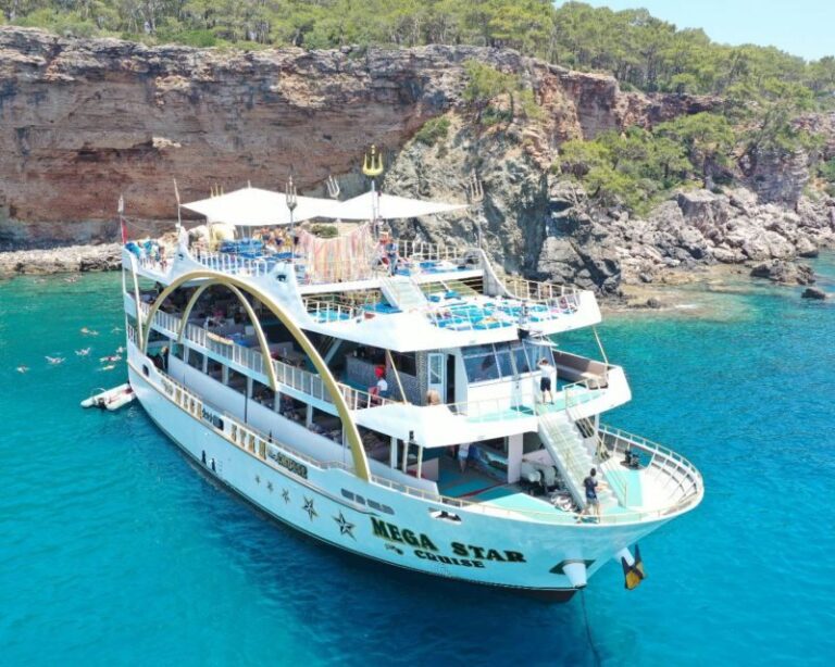 Antalya & Kemer: Megastar Catamaran Cruise With Foam Party - The Highlights in Detail