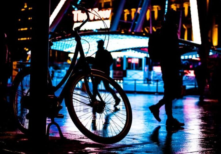 Antwerp Bike Tours Pop-Up: Christmas Bike Tour + Hot Drink - The Route and Highlights in Detail