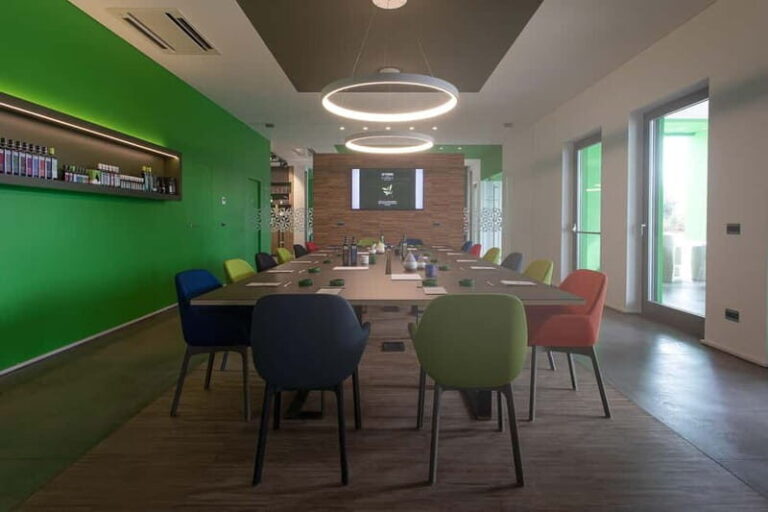 Apulia: oil tour, from field, to bottle, to food matching - Practical Details and Value