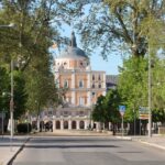 Aranjuez: City and Gardens Guided Walking Tour - Exploring the Princes Garden