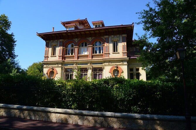 Arcachon: Guided City Walking Tour - What to Expect on the Tour