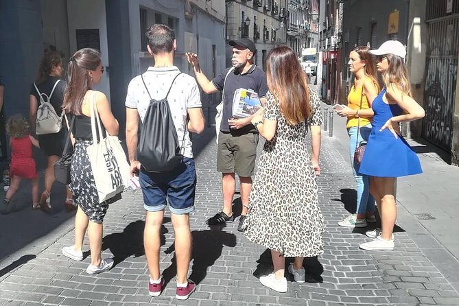 Architour through Lavapiés and Rastro with an architect - Who Is This Tour Best For?