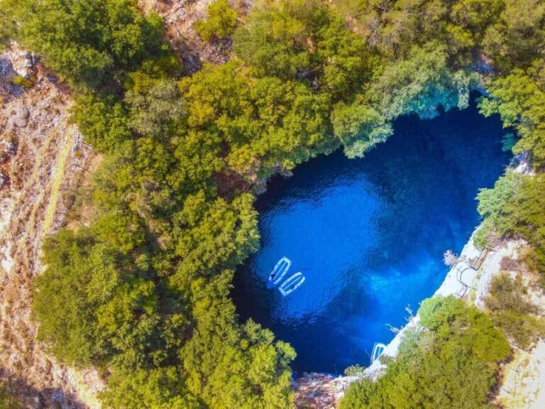 Argostoli Port: Spanish Shorex to Melissani & St. Gerasimos - What We Think About the Value