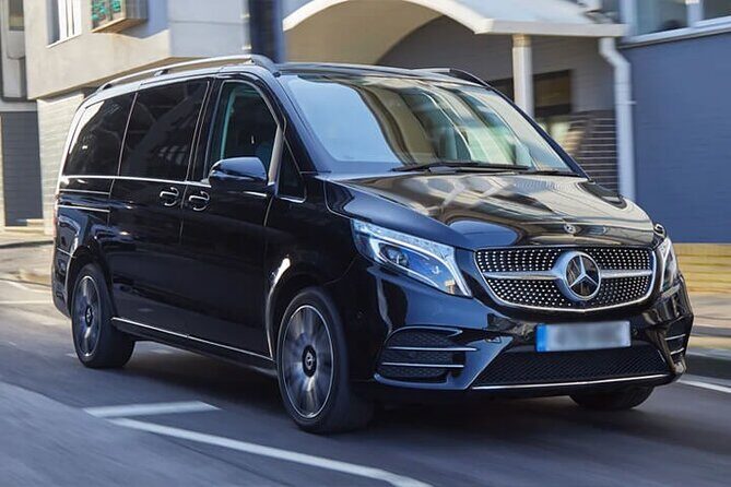 Arrival Seville Airport SVQ to Seville City by Luxury Vehicule - Why Choose a Private Luxury Transfer?