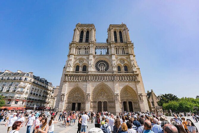 Arrival Transfer: Paris Train Stations to Paris Hotels by Van - Who Is This Service Best Suited For?