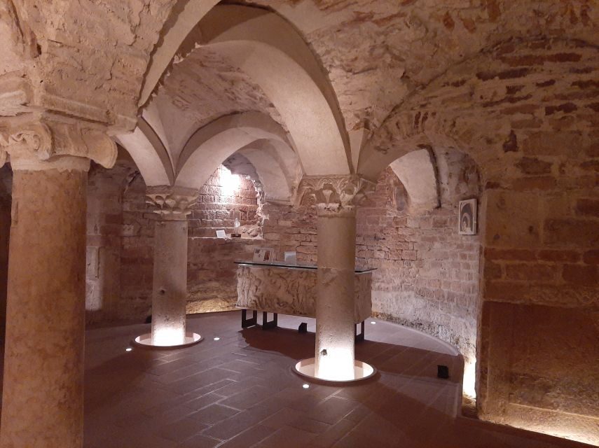 Assisi: Crypt of San Rufino and Roman Forum Underground Tour - The Experience in Practice