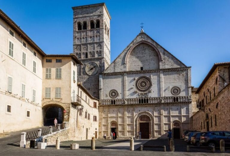 Assisi: Old Town Guided Walking Tour - Practicalities: Price, Duration, and Other Tips