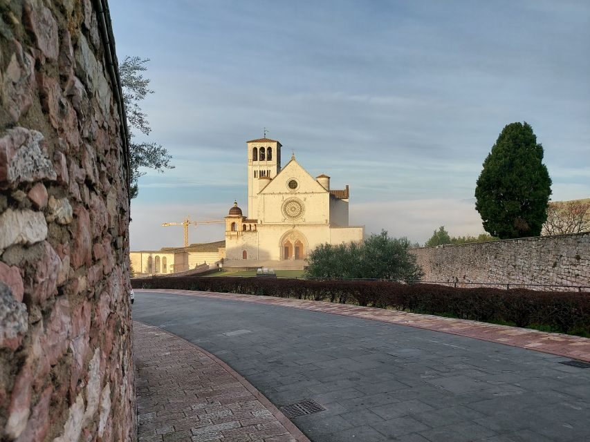 Assisi: Private Guided Tour of the Basilica of Saint Francis - A Closer Look at the Itinerary