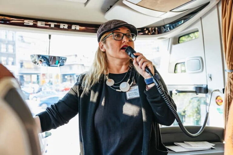 Athens: Mythology of Delphi, Museum and Arachova Guided Tour - Authentic Traveler Insights