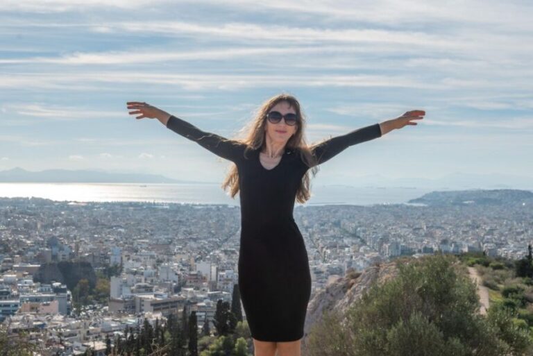 Athens Private photo Shoot - Who Should Consider This Experience?