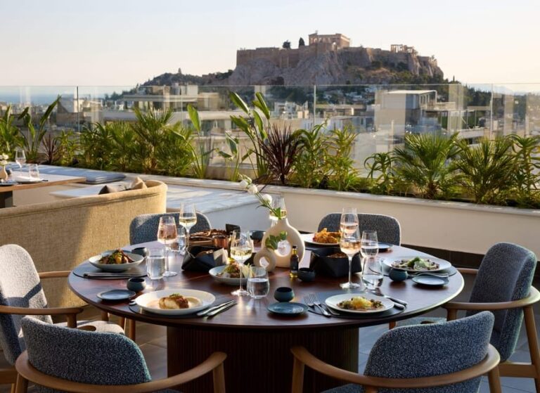 Athens: Rooftop Fine Dining at Whispers Restaurant - What to Expect During the Tour