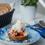 Athens: Traditional Greek Dining with Live Music and Wine - Authentic Cultural Insights