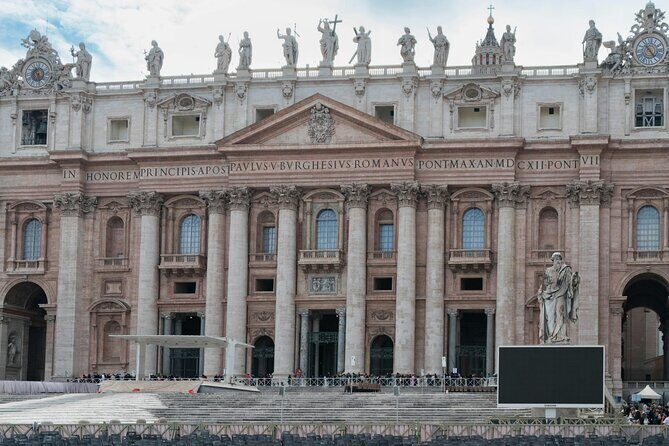 Audio Guide to St Peters Basilica and Entry through the Holy Door - Is It Worth the Price?