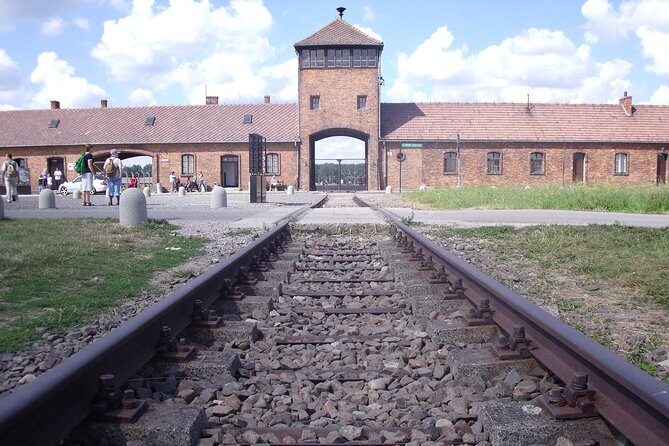 Auschwitz and Birkenau Best Value Guided Tour with Tickets - The Experience in Practice: What Travelers Say