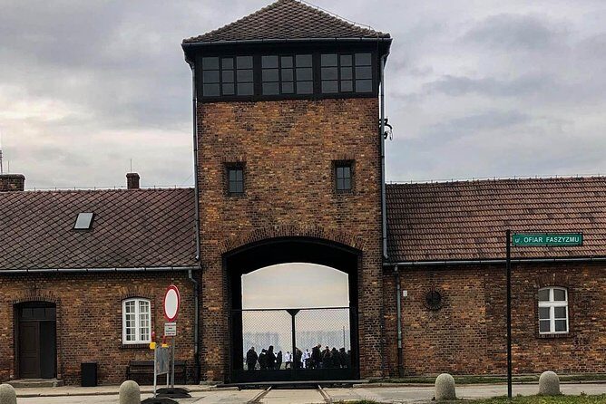 Auschwitz - Birkenau Tour with Private Transport from Krakow - Price and Value: Is It Worth It?