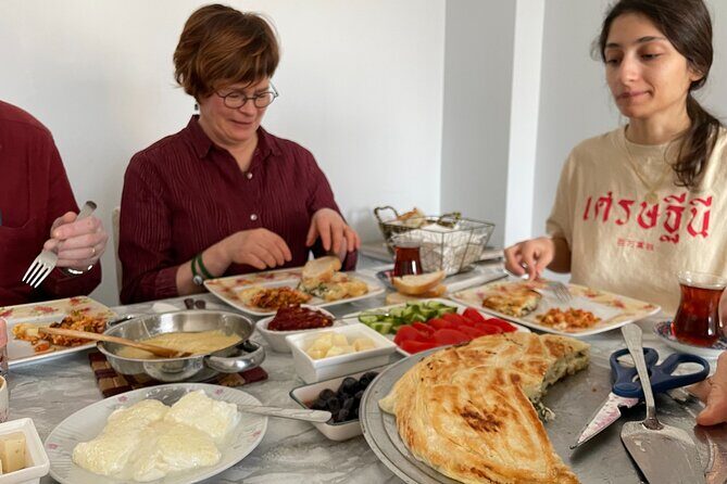 Authentic Homemade Turkish Breakfast Cooking with Local Friends - What to Expect from the Turkish Breakfast Cooking Tour