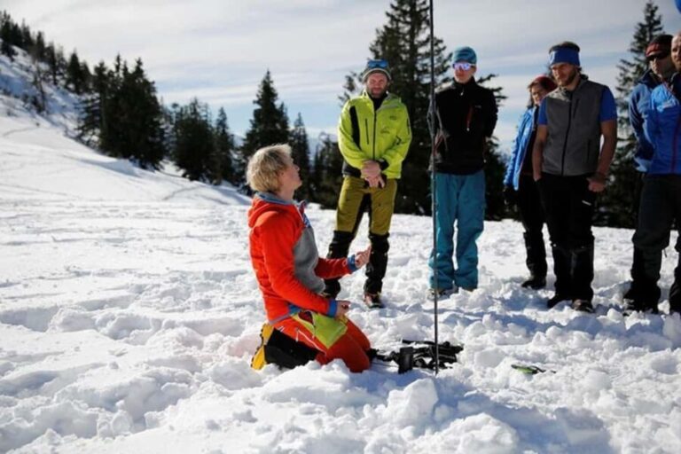 Avalanche training with snowshoe hike in Berchtesgaden - What’s Included and How It Works