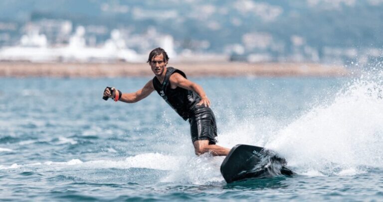 AWAKE BOARD EXPERIENCE BARCELONA - What to Expect During the Activity