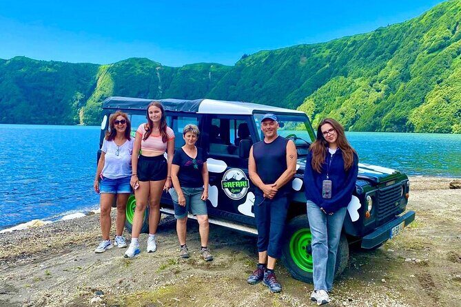 Azores - Seven Cities & Lagoa do Fogo tour - Transportation and Group Dynamics