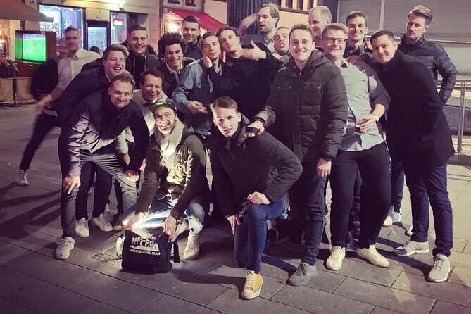 Bachelor(ette) Party with PubCrawl in Düsseldorf - A Deep Dive into the Düsseldorf Pub Crawl Experience