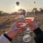 Balloon flight + Transportation + Breakfast in Cave or buffet + Pyramids - Key Points