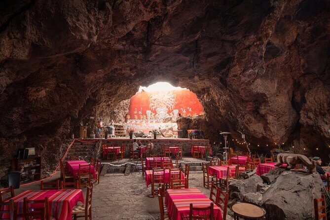 Balloon Flight with Breakfast in a Natural Cave and Transportation from CDMX - Who Should Consider This Tour?