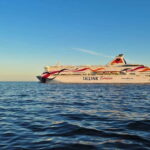 Baltic Sea Round Trip: Tallinn-Stockholm-Tallinn Mini-Cruise - Onboard Entertainment and Dining