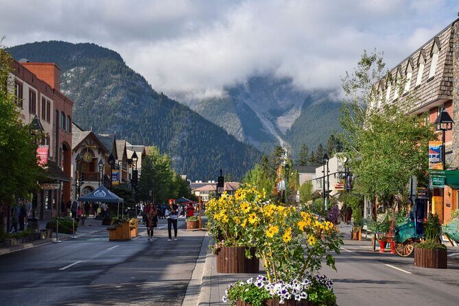 Banff Gondola Upper Hot Springs & Top 3 Lakes Tour from Calgary - Authentic Traveler Insights