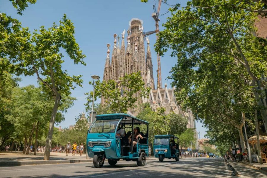 Barcelona: 2h Premium Private Tuk-Tuk Tour - The Itinerary: What Makes Each Stop Special