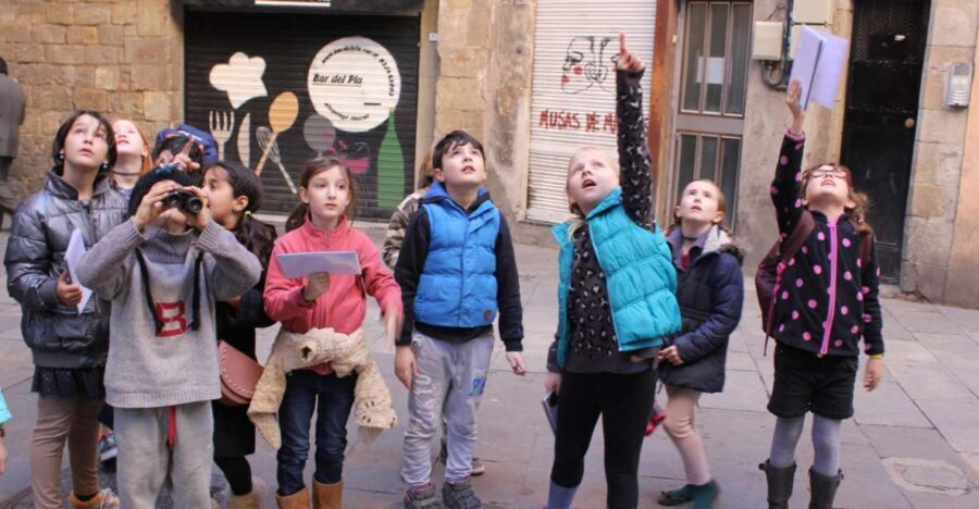 Barcelona: Barrio Gótico Dragon Tour for Families - Why Do People Love This Tour?