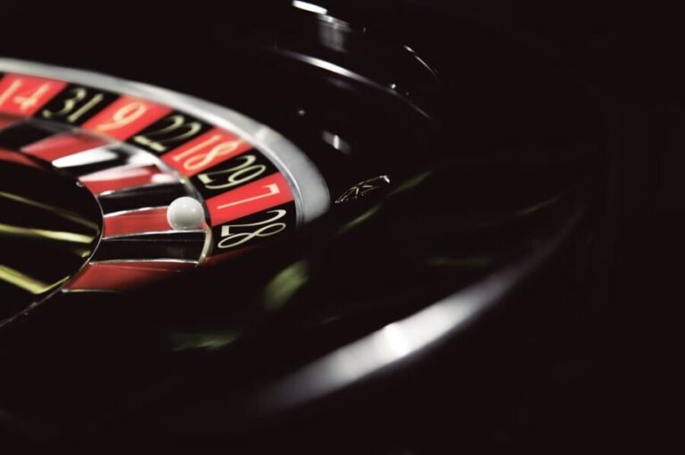 Barcelona: Casino Barcelona Entry with Cocktail and Gift - What to Expect at Casino Barcelona