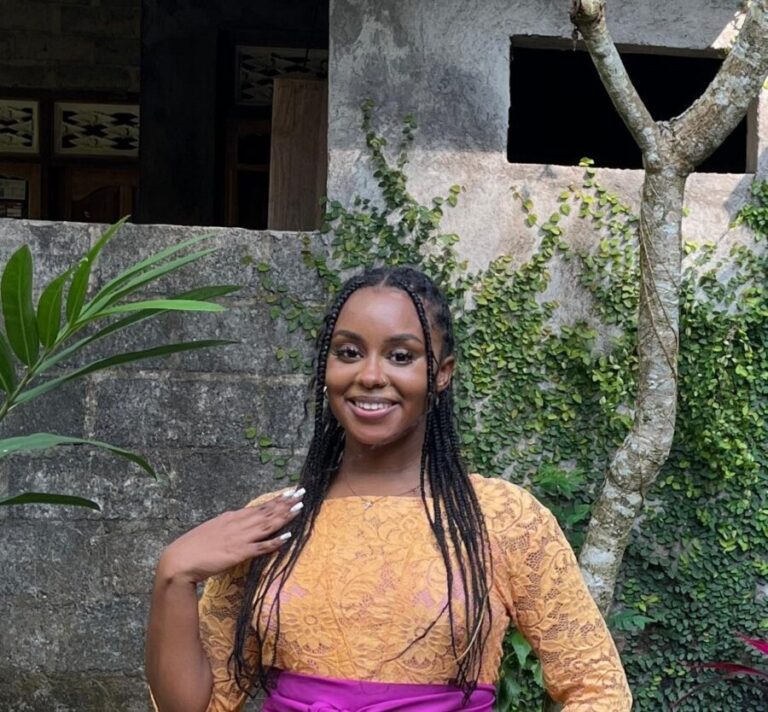 Barcelona: City Sightseeing Hop-On Hop-Off Bus Tour - What Youll See and Experience