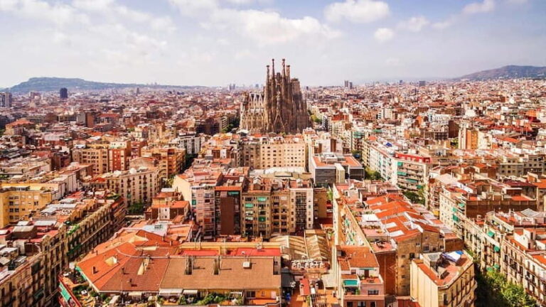 Barcelona: El Born Guided Walking Tour with Picasso Museum - The Charm of Medieval Streets